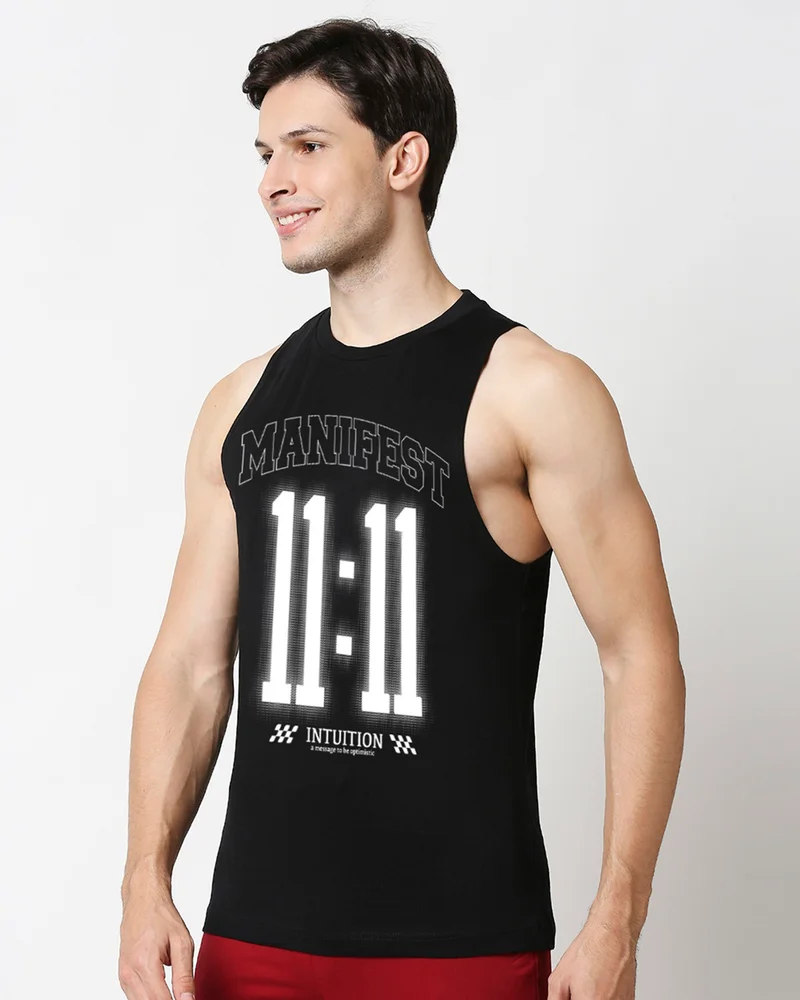 بيواكوف Men's Jet Black Manifest Typography Oversized Vest